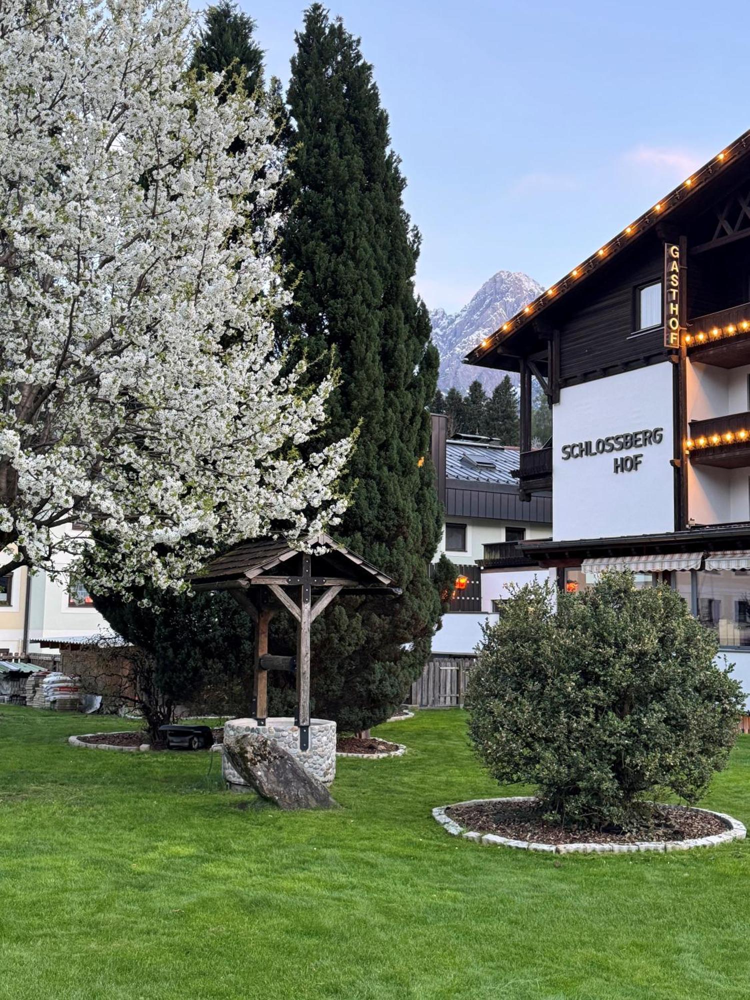 Gasthof Schlossberghof เลียนซ์ ภายนอก รูปภาพ
